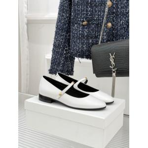 セリーヌ    パンプス26SS2026新作VIPSALE お色味たくさん大人気 シックでお洒落なブランド 偽物 激安 通販.