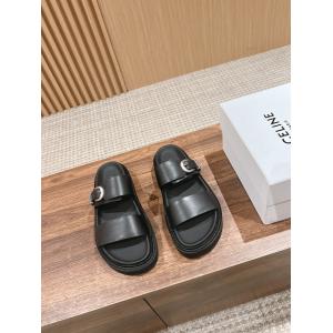 ブランド 品 スーパー コピーCELINEこれからの季節にピッタリ 長く愛用できる 2026SSの人気トレンドファッションサンダル..