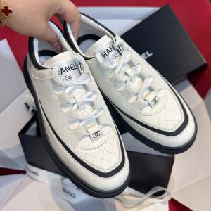 ブランドコピーCHANELブーツ靴激安価格！ 2026年ホリデー新作 暑い日にも涼やかさを感じる.