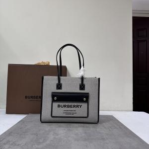 ファション性の高い 大人OK2026SS これで完璧バッグスーパー コピー 安心BURBERRY.