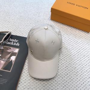 LOUIS VUITTON絶対オススメ♡  人気ブランド2026の新作が続々登場 人気セールセール帽子ブランド コピー 販売.