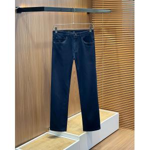 注目作品 今季大人気のデザイン 人気商品再入荷偽物 ブランドヒューゴボスズボン..