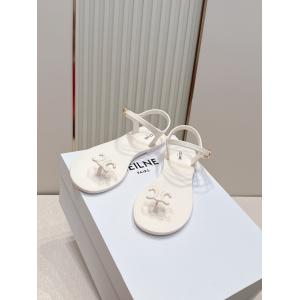 ブランド 偽物 通販CELINE    サンダルカラー豊富 落ち着いた感覚 大注目！ .