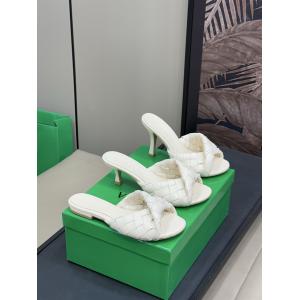 サンダルボッテガヴェネタ当店大人気 ビューティー 2026トレンドファッション新品ブランド フェイク..