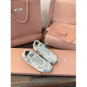 MiuMiu男女兼用らしい!人気 安心国内発送 高品質なスニーカーブランド コピー  ..