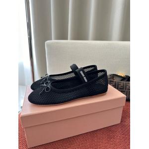 MiuMiu    2026年春夏新作 最新入荷 ハイクオリティーブランド 品 コピー..