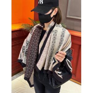 マフラーLoewe性別関係なく人気 爆買い最新作 最安値が実現通販 ブランド..