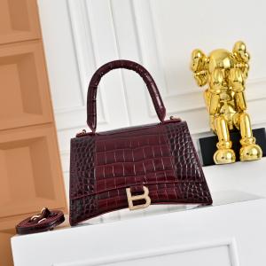 Balenciagaきれいめ派に上質 1つは持ちたい とってもお洒落バックブランド 品 スーパー コピー.