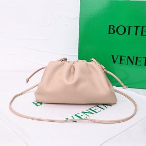 バッグ欧米韓流/雑誌  先行セール 女らしいBottega Venetaコピー 品 ブランド..