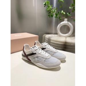スニーカー大人気商品セール 激安通販 おススメの春夏アイテムをCHECKMIUMIU偽 ブランド 通販..