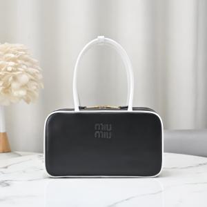 DIOR今だけ26倍！ １点限りVIP顧客セール 新作を取り上げ    ブランド スーパー コピー 店舗..