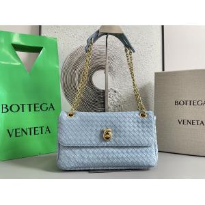 夏のいいのアイテム 視線を集めて 人気注目のアイテムバッグブランド コピー 通販Bottega Veneta..