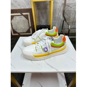     ブランド コピー バック最新作期間限定セール 春トレンドの新定番 洗練デザインDSQUARED2..