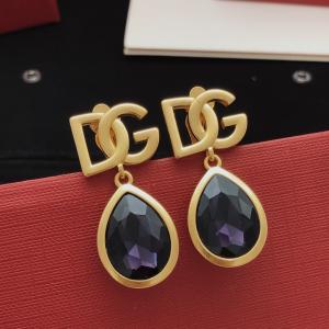 偽物 ブランド    2026?2026春夏流行色紹介 安い 関税送込 飽きの来ないDolce&Gabbana..