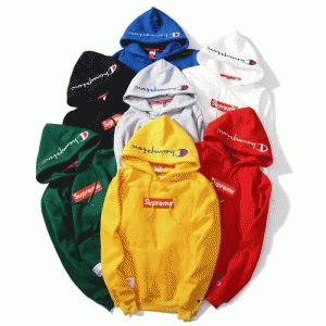 王道中の超人気なシュプリーム コピー、Supremeの多色選...