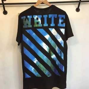 大人の個性を 17SS オフホワイト OFF-WHITE 半袖Tシャツ 2色可選