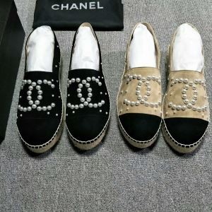 2017秋冬 爆発的通販ナチュラルな素材感 スニーカー シャネル CHANEL 2色可選