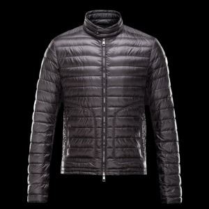 爆買い正規品 3色可選厳しい寒さに耐える落ち着いた感覚  2017秋冬 MONCLER モンクレール