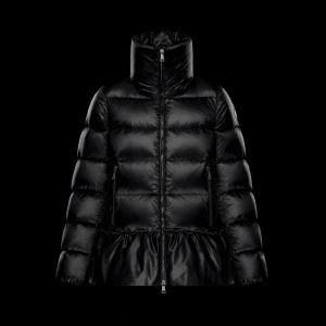 厳しい寒さに耐える 2色可選 2017秋冬 毎日大活躍  MONCLER モンクレールダウンジャケット