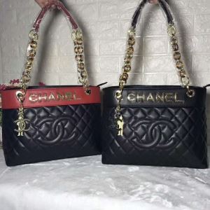 人気定番大人気 ショルダーバッグシャネル CHANEL 20...