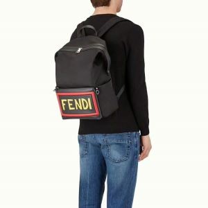 リュック、バックパック 上品な輝きを放つ形 フェンディ FENDI 2018春夏新作