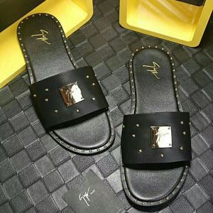 サンダル  ジュゼッペ ザノッティ GIUSEPPE ZANOTTI2018年春夏のトレンド 気分がアガる