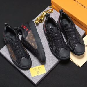 高級感が溢れる ルイ ヴィトン2018限定モデル LOUIS VUITTON2色可選ランニングシューズ