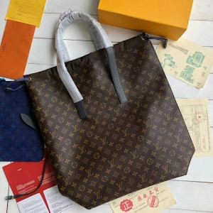 最近売れたアイテム LOUIS VUITTON2018年度 手持ち&ショルダー掛け ルイ ヴィトン