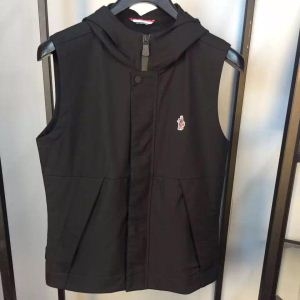 上質な素材採用 上品な印象 モンクレール MONCLER ブ...