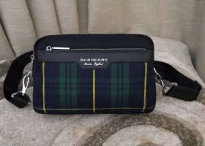 Burberryバーバリー バッグ コピー限定セール定番人気...