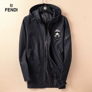 上品な光沢感 フェンディ FENDI 2018秋冬新作 ブルゾン 気分がアガる