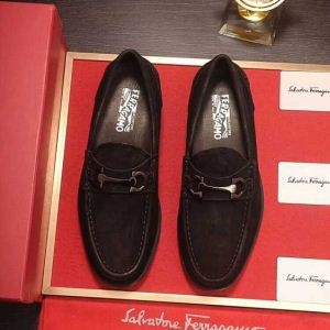 若い世代に評判がいい FERRAGAMO サルヴァトーレフェ...