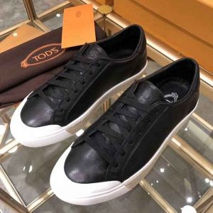 韓国の人気 スニーカー 2018年トレンドNO1  トッズ TOD'S 若い世代に評判がいい 2色選択可