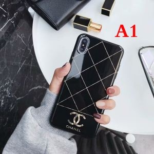 2018激安セール最高峰 人気爆発新品 CHANEL シャネル iphoneX/XSケース カバー 4色可選