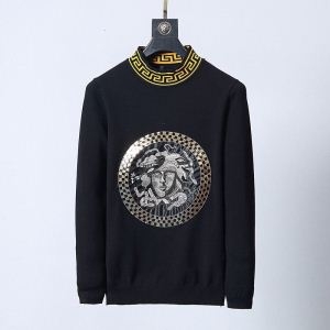 2018激安セール最高峰 超人気大特価 品質にこだわり VERSACE ヴェルサーチ プルオーバー