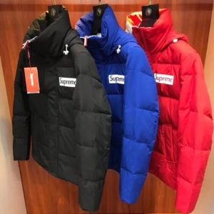 最先端ファション SUPREME シュプリーム 秋のお出かけに最適 3色可選 超激安アイテム 人気新作登場