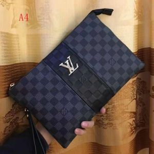 LOUIS VUITTON 爆発的な人気 ルイ ヴィトン 激レアアイテム  ポーチ 超限定VIPセール