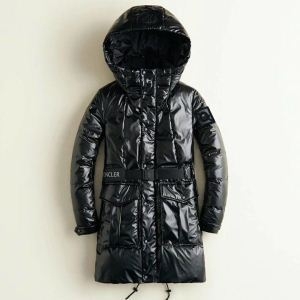 激安大特価定番人気 2018秋冬の定番新品 MONCLER ...