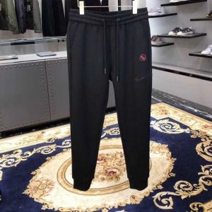 デニムパンツ MONCLER モンクレール 大評判のデザイン...