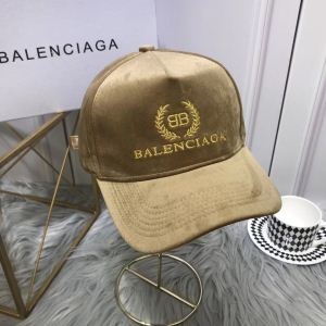 男女兼用BALENCIAGAバレンシアガ キャップ コピー刺繍ベースボールキャップ柔らかな被り心地帽子