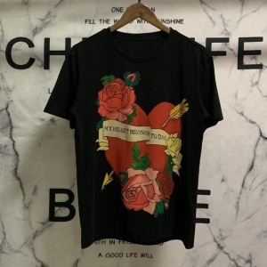 DOLCE & GABBANAドルチェ Tシャツ コピー軽量コットンジャージーメンズラウンドネック半袖2色が選択できる