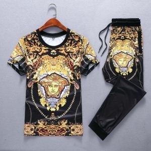 上下セット 2019人気お買い得アイテム 上品なカジュアルコーデに ヴェルサーチ VERSACE