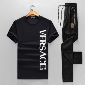 VERSACE ヴェルサーチ 上下セット 2色可選 希少限定19SS 好感度が高いアイテム 今季のベスト新作