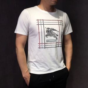 2019春夏絶対に入れたいアイテム　Burberry半袖ｔシャツコピー通販セールバーバリー スーパー コピー　普段通勤ビジネスなど　クルーネック相性抜群