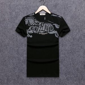 100％品質保証新品　Burberry半袖tシャツスーパーコピー無地細身バーバリー Tシャツ コピー　格安セール　コットン素材柔らかな肌触り