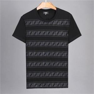 2色可選 半袖Tシャツ 安心の関税送料込 19SS 新作 春夏新作セレブ愛用 FENDI フェンディ