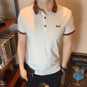 19ss完売必至夏季 春物新作大人スタイリッシュ 人気モデル復刻 FENDI フェンディ 半袖Tシャツ 2色可選