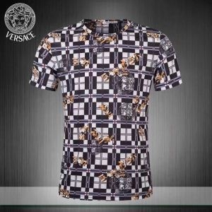 VERSACE ヴェルサーチ 半袖Tシャツ 2色可選 VIPセールでまさかの破格 2019春夏にも引き続き大活躍！