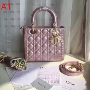 ディオール DIOR ハンドバッグ 4色可選 累積売上総額第...