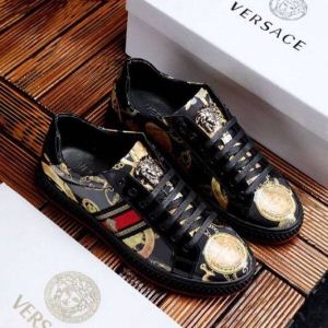 春夏季超人気限定コラボ VERSACE ヴェルサーチ カジュアルシューズ 19SS 待望の新作カラー